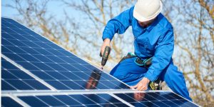 Installation Maintenance Panneaux Solaires Photovoltaïques à Villefranche-de-Panat